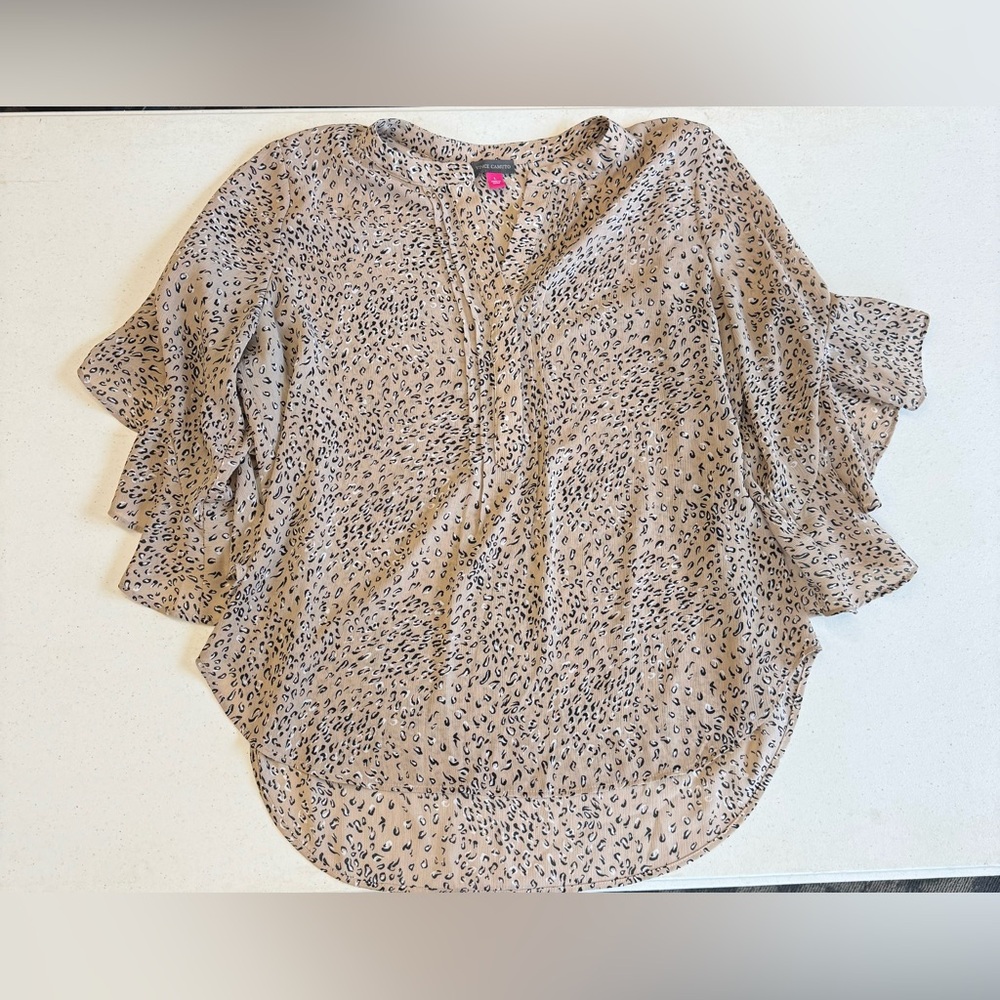 Vince Camuto Taupe Leopard Print Ruffle Sleeve Blouse - Size L
